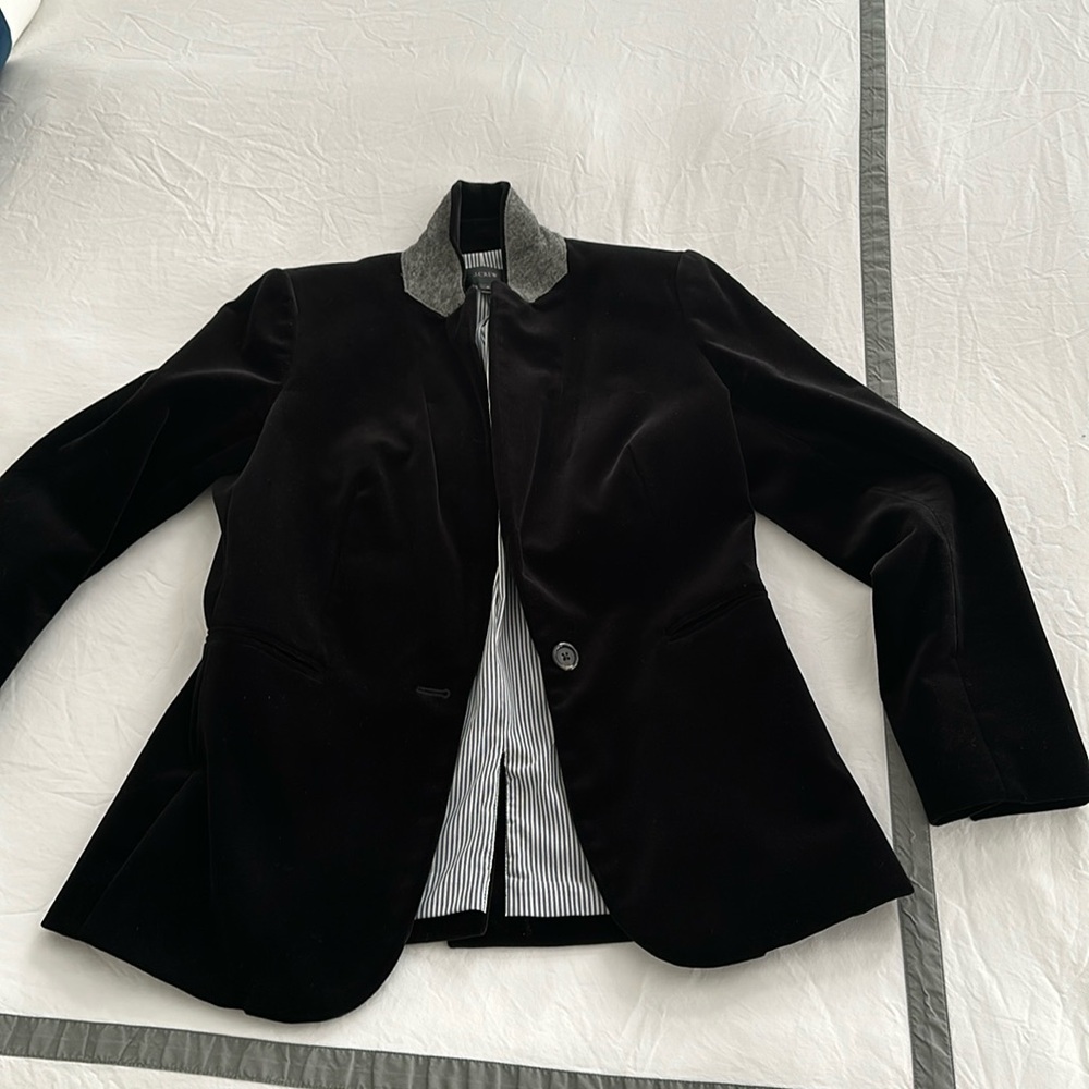 Jcrew black velvet blazer size 4